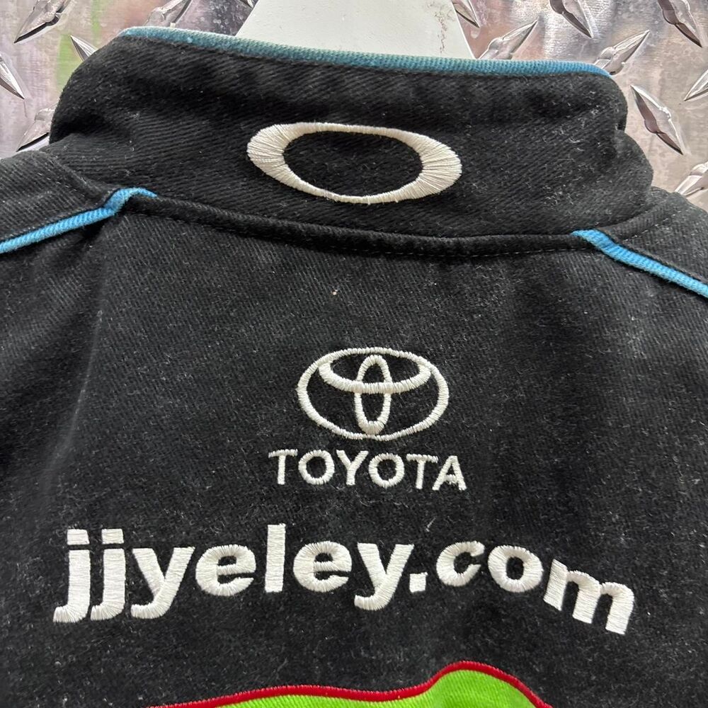 Vintage 1990s NASCAR JJ Yeley heavyweight jacket, size medium, great shape! - Picture 5 of 5